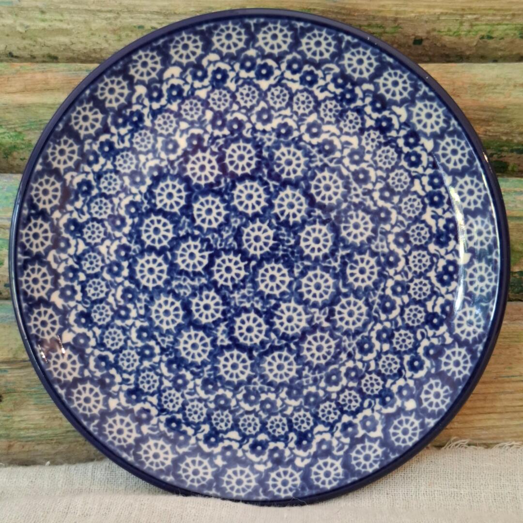 261* Bunzlau Bord 16cm NewLace 2615x