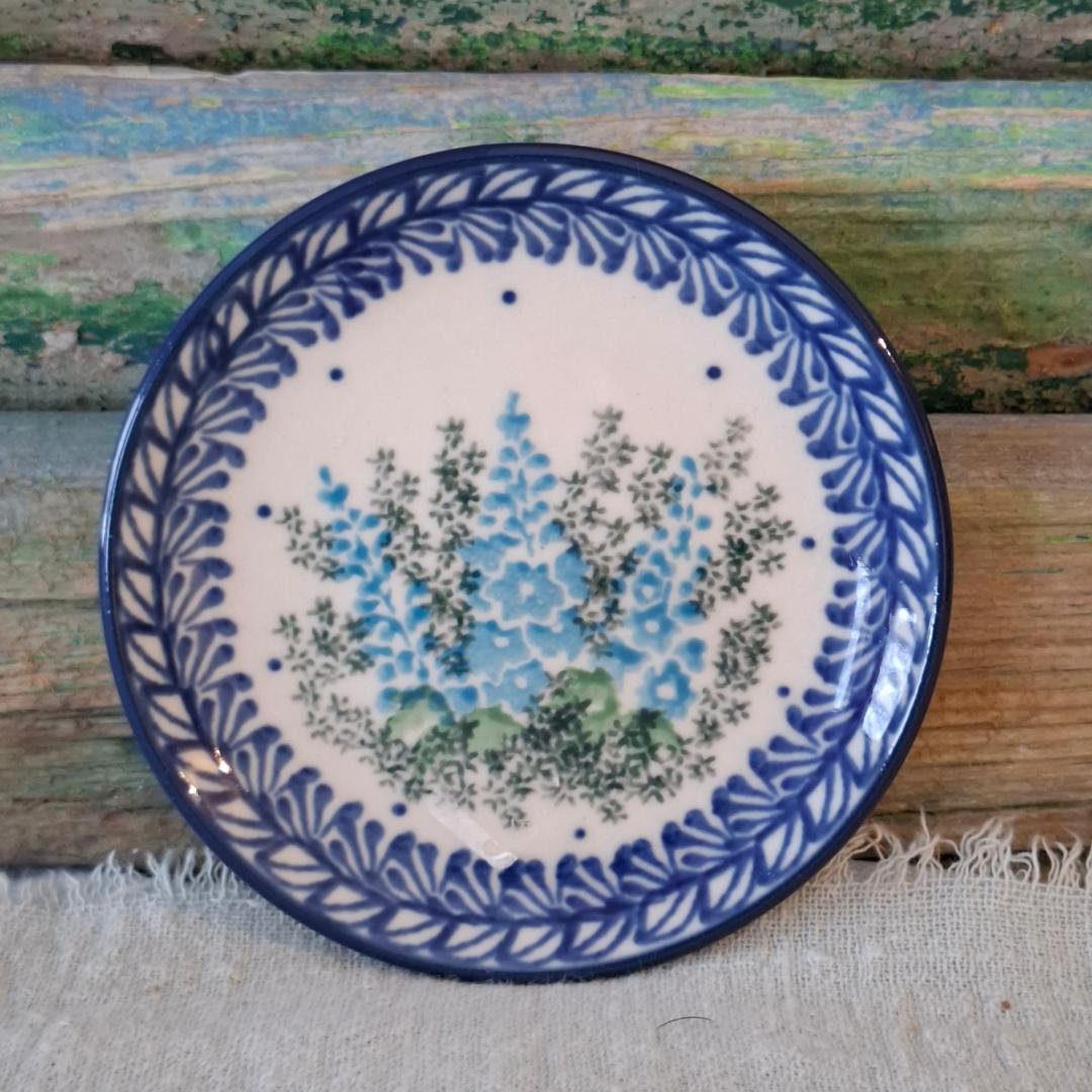 CA 262-3279x Bunzlau PetitFour 10cm by Karolina Sliwinska