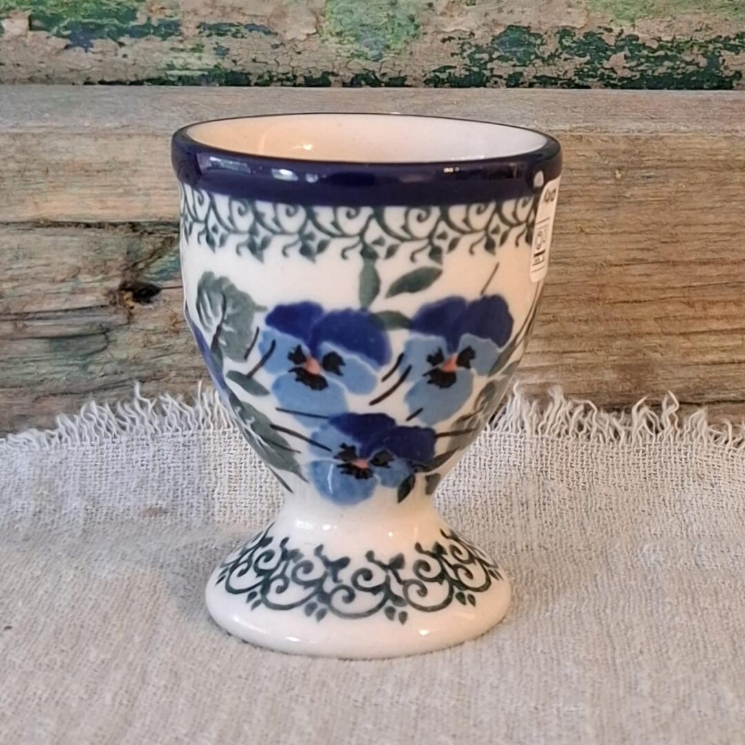 CA 106-2273x Bunzlau Eierdop Hoog 7 cm WinteViolets by Teresa Liana