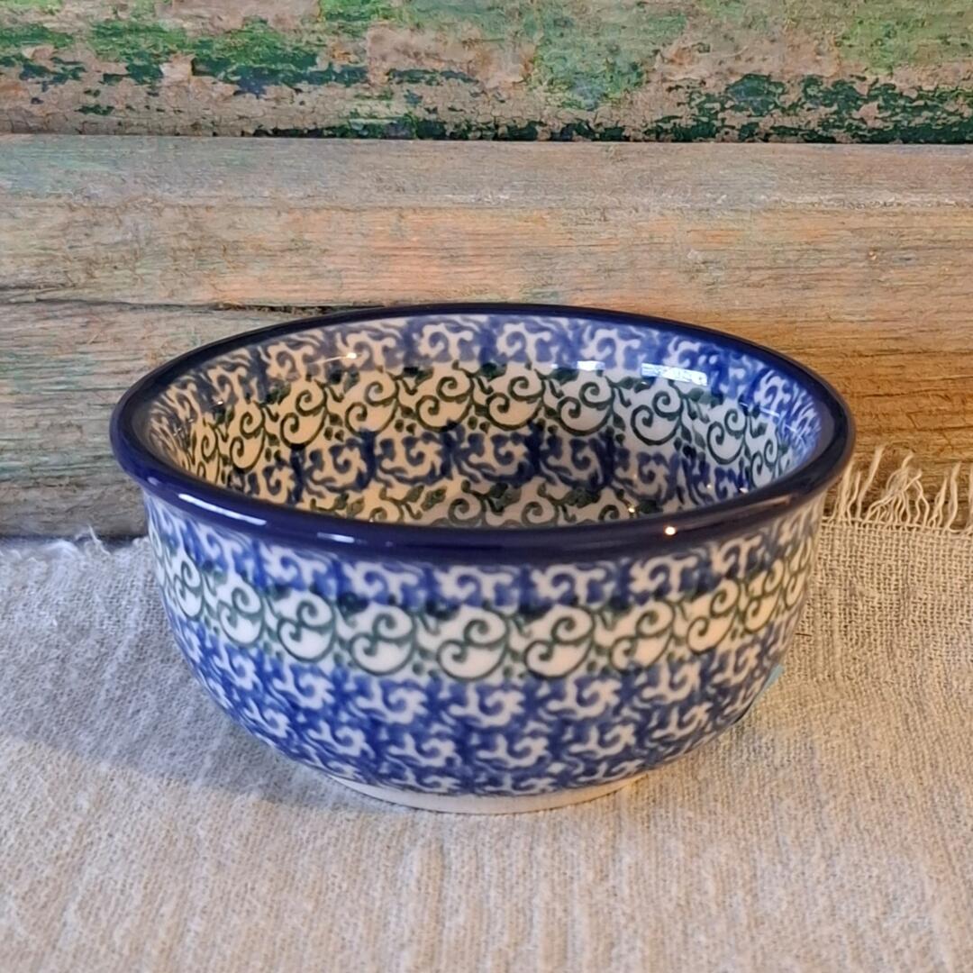 CA 781-2273x Bunzlau Serveerkommetje WinterViolets by Teresa Liana
