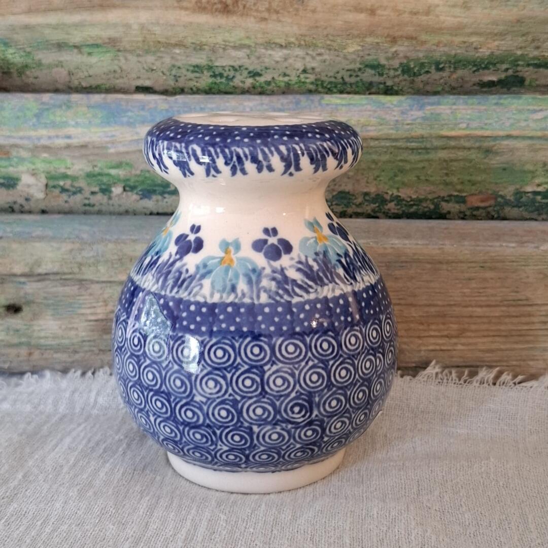934* Bunzlau Parmesan Strooier BlueIris 3481x